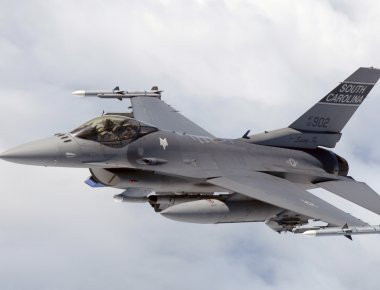 Βίντεο: Αυτές οι 10 χώρες έχουν τα καλύτερα μαχητικά αεροσκάφη